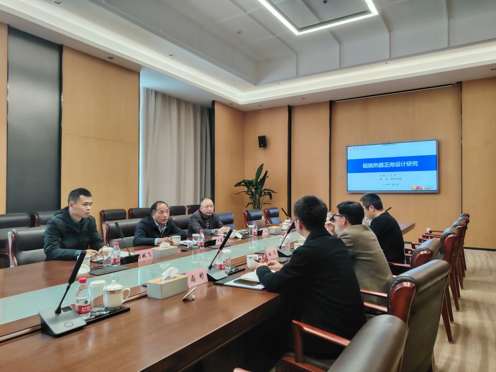 贾少鑫带队赴宁波奥克斯电气股份有限公司推进校企合作