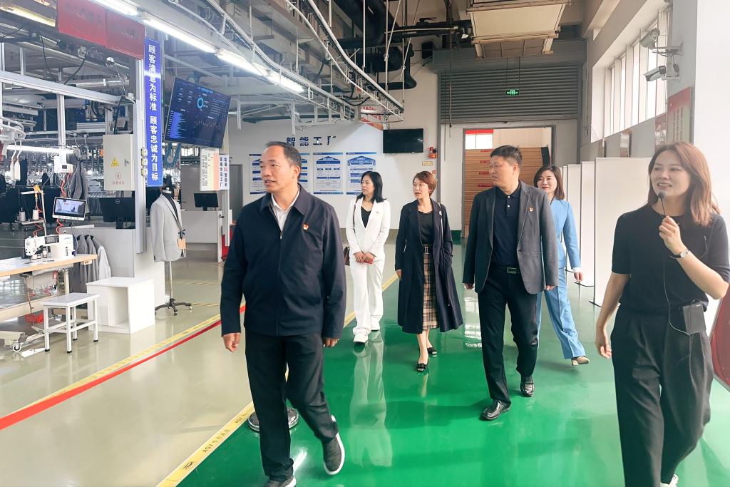 贾少鑫带队赴无锡红豆集团考察