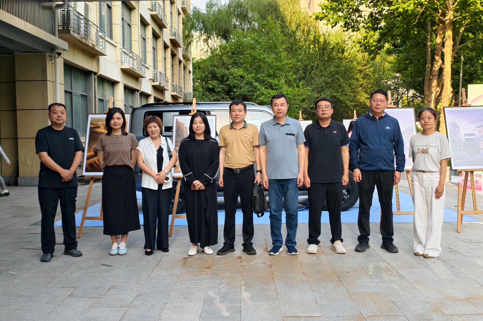 深耕影像育人 赋能专业发展——魏亚飞莅临中原工学院调研摄影专业