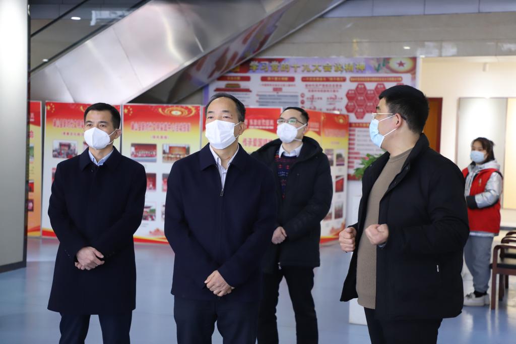 党委书记贾少鑫带队赴确山县调研校地结对帮扶工作