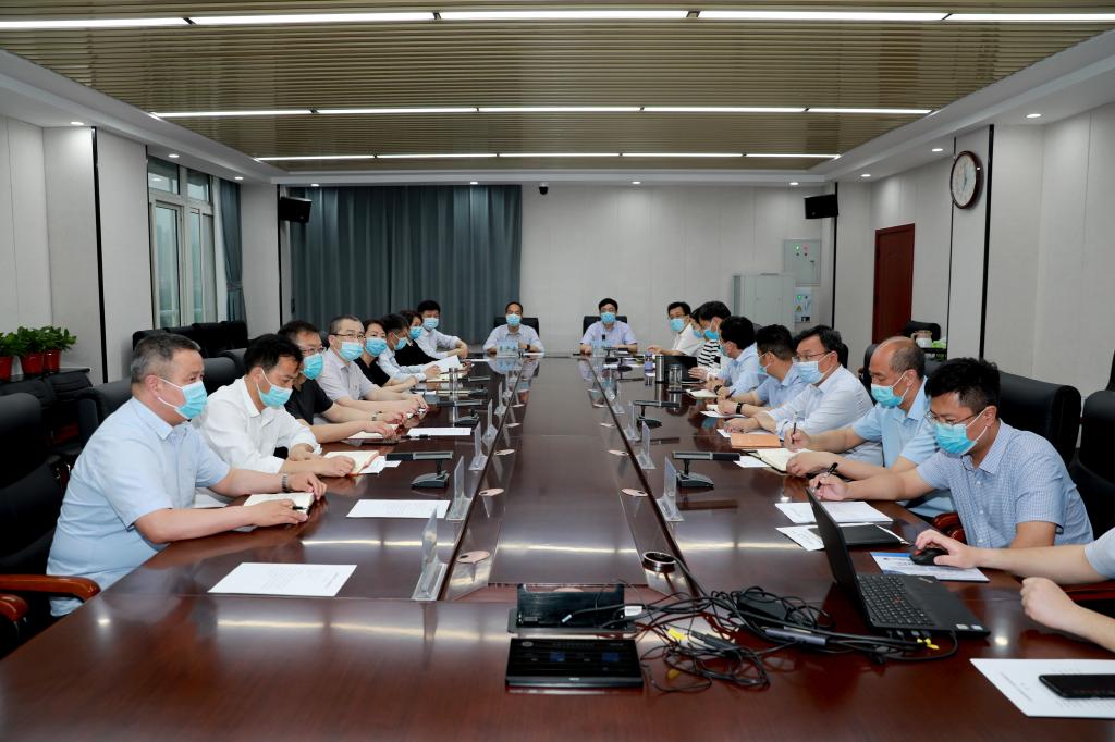 简讯：我校召开疫情防控工作推进会