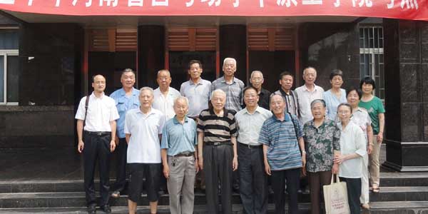 60级校友重返母校