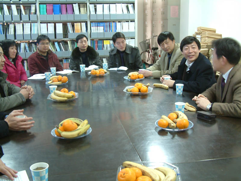 加拿大Carleton大学教授谷俊杰博士访问我校