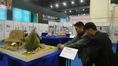 中国日报网：大学生设计的“清式四角攒尖方亭”亮相郑州住交会