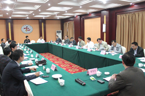 河南省2012年度节能减排工作评估汇报会在我校召开